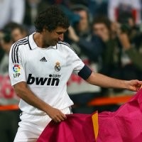 Tak Masuk Skuad, Raul Tetap ke Euro 2008