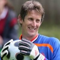 Belanda Imbang, Van der Sar Tetap Senang
