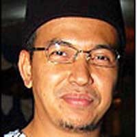 Telinga Anak Uje Berlafazkan Allah