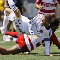 Tekel Beckham, Didenda Rp 9 Jutaan