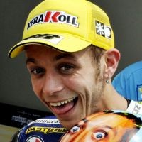 Rossi Wujudkan Mimpi