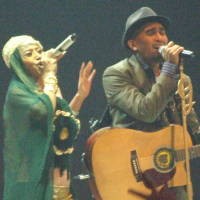 Glenn Fredly: Saya Cinta Dewi Persik
