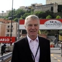 Kursi Max Mosley Selamat