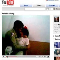 Polisi Sableng Heboh di YouTube