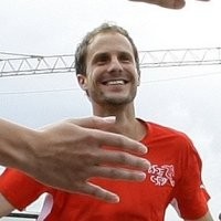 Mueller Soal Darah Swiss-Austria dan Lututnya  