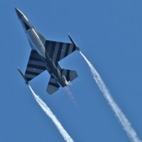 Militer Sapu Langit di Atas Stadion