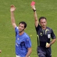 Bir Gratis untuk Setiap Kartu Merah