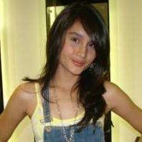 Cinta Laura Tak Bisa Hidup Tanpa Laptop