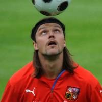 Ujfalusi Siap untuk Laga Debut