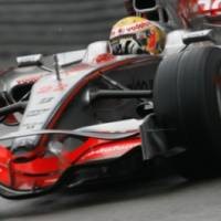 Giliran Hamilton Memimpin