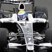 Rosberg Pecundangi Ferrari & McLaren