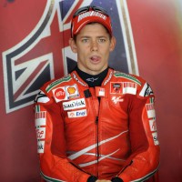 Stoner Raih Pole Pertama Musim Ini