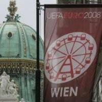 Magibol, Gila Bola Indonesia di Wina