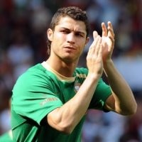 Cerita Ronaldo Terus Bergulir