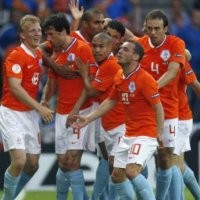 Belanda Tampil Superior