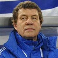 Rehhagel Tolak Buka Strategi