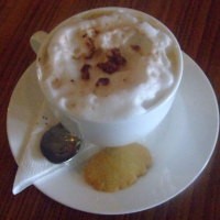 Kopi, Teman Santai, Bergosip dan Cuci Mata 