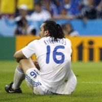 Yunani Juara (dalam) Bertahan