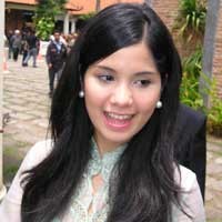 Annisa Pohan Tolak Perawatan Rambut Kimiawi