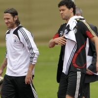 Ballack-Frings Jadi Kunci-nya Jerman