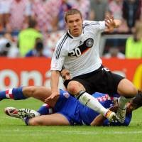 Podolski Alami Cedera Engkel