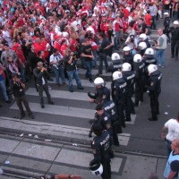 Fans Austria dan Polandia Bentrok di Fan Zone