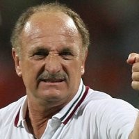 Scolari Tuntut Totalitas