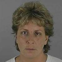 Edan! Ibu Jual Tubuh Anak di Internet