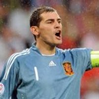 Lolos, Casillas Puji Kekompakkan Tim