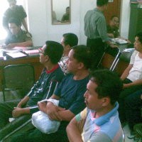 Polda Jabar Serahkan 17 Pejabat NII ke Kejati