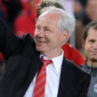 Fans Bahagia, Kuhn Bahagia