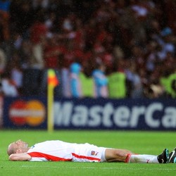 Tersingkir, Ceko Menyesal