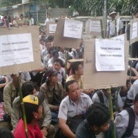 Dilema Pengguna Outsourcing