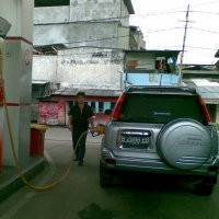 Saatnya Tidak Ada BBM Murah untuk Mobil Mewah