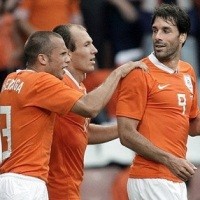 Mengalah untuk Menang, Belanda?