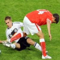 Ballack Bawa Jerman Memimpin