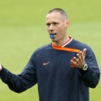 Van Basten: Kami Tak Ingin Kalah