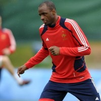 Prancis Dihantui Sejarah Kelam 2002