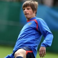 Hiddink Siapkan Kartu As Rusia