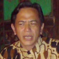 Ray Sahetapy Ingin Gagalkan Perceraian Giscka 