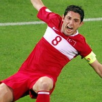 Tatap Final, Kahveci Tunjuk Spanyol