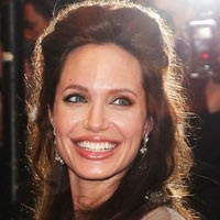 Perut Buncit, Jolie Merasa Seksi