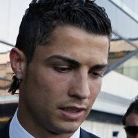 Ronaldo Siap Memohon untuk Pindah