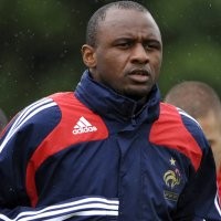 Vieira Isyaratkan Pensiun