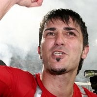 Spanyol Menang, Raja Senang