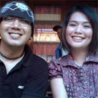 Dea Mirella Pilih Kenang-kenangan Jelang Cerai