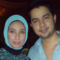 Berjilbab, Annisa Trihapsari Tak Takut Nggak Laku