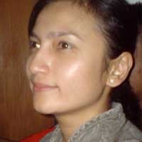 Sarah Amalia-Sony Shanou Kepergok di Bandara