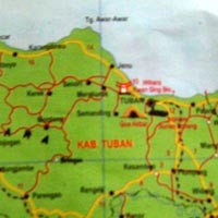 Kampung Nelayan di Tuban Diteror Isu Hantu Pocong 