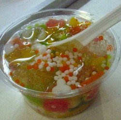 Jelly Kriuk Beragam Bentuk 